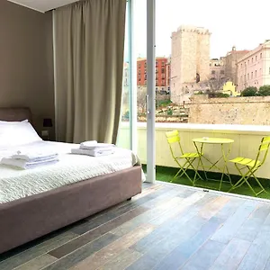 Guest house Vista - Piazza Yenne, Cagliari